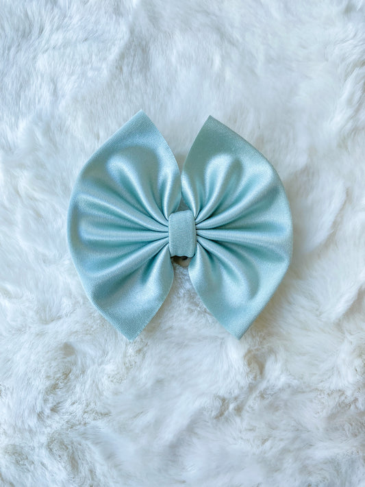 Sage satin clip/nylon